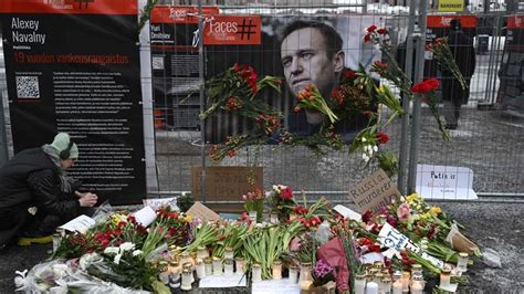 Navalny Poisoning:  A Dramatic Episode Highlighting the Dangers Facing Putin Critics